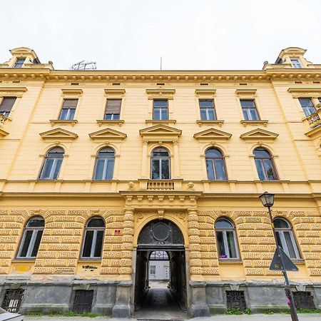4Flats Hotel Maribor Exterior photo